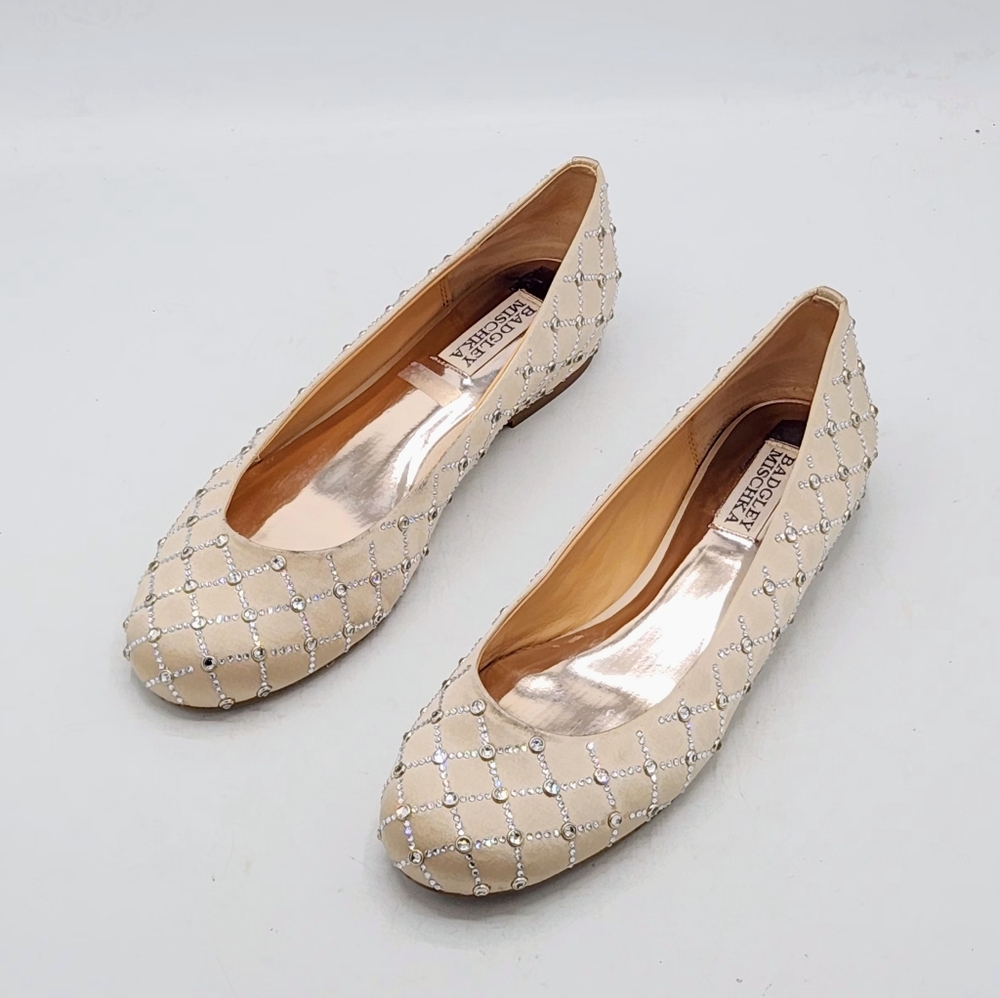 NWOB Badgley Mischka Crystal Embellished Satin Flats In Champagne Size 7 - Picture 3 of 16